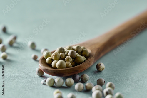 Holzlöffel Grüner Pfeffer