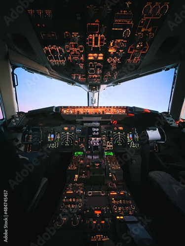 Flight deck photograph of airliner. Professional flight environment. 