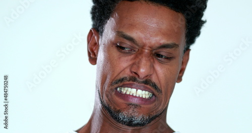 Foto Person feeling disgust emotion portrait face close-up