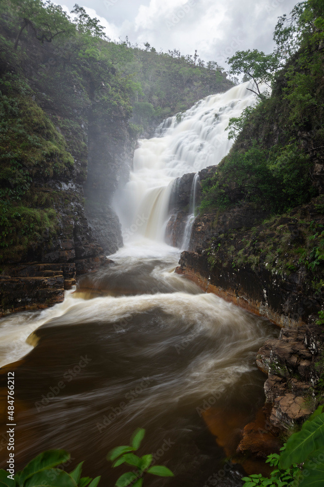 Obraz premium Beautiful view to wild big cerrado waterfall landscape