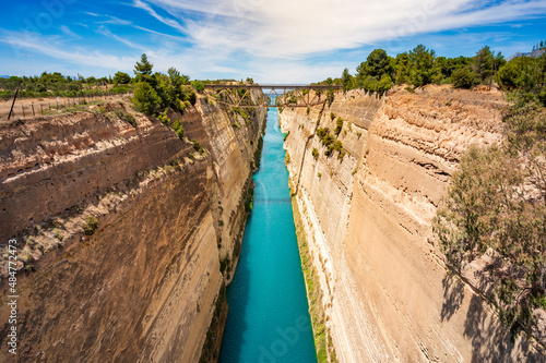 Obraz na plátně view of Corinth Canal, Isthmus of Corinth, waterway between giant rock walls - P
