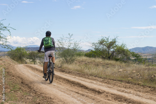 Ciclismo desierto de la tatacoa villavieja huila colombia
