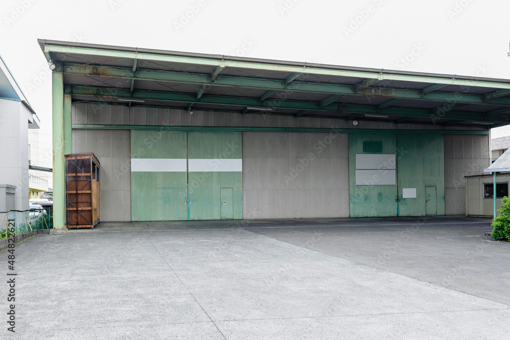 工場・倉庫の入り口