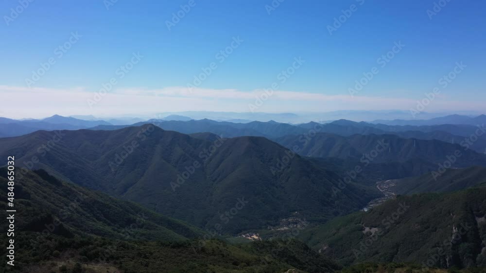밀양시 재약산 전경입니다. 밀양시 재약산 전경입니다.