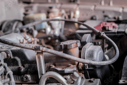 Motor oxidado de un coche photo