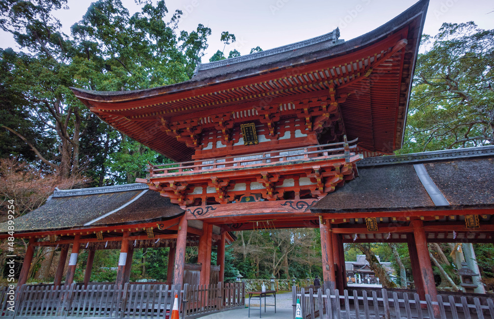 滋賀県野洲市にある兵主大社の楼門です