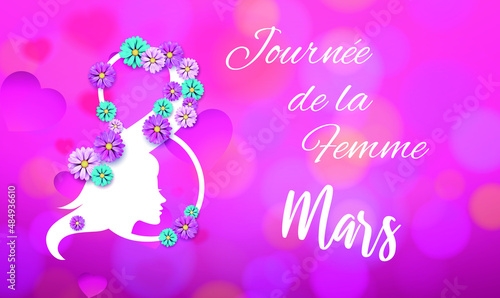 carte ou bandeau sur la journée de la femme le 8 mars en blanc sur un fond rose avec des ronds en effet bokeh et dans le huit il y a le profil d'une femme et des fleurs 