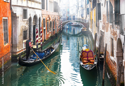 Beautiful romantic Venice town, narrow canals and gondolas.Gondola trip. Italy travel and landmarks © Freesurf