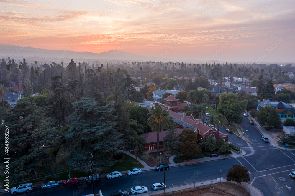 Fototapeta premium Sunset in the city