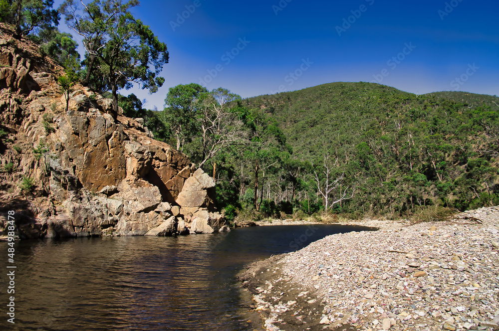 Φωτογραφία The Lerderderg River flowing through Lederderg State Park, not far from Melbourne near Bacchus Marsh, Victoria, Australia
