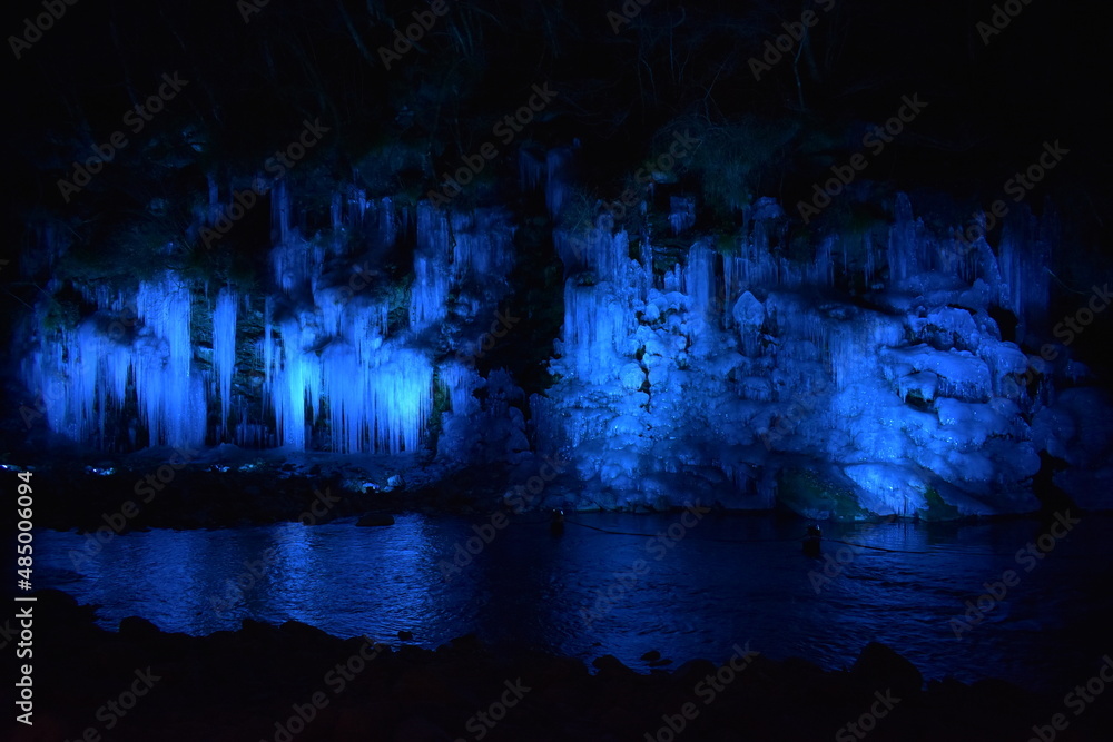 Obraz premium 三十槌の氷柱