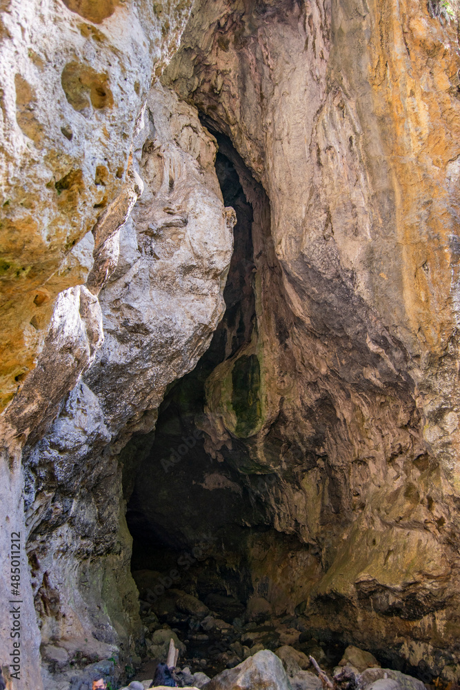 Cueva Cueva
