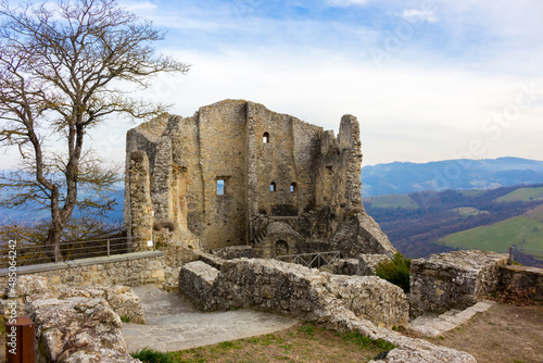 Quadro su tela paths matildici castle of canossa and rossena medieval ruins matilda di canossa