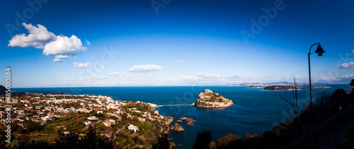 Isola d'Ischia - Panoramica Castello Aragonese