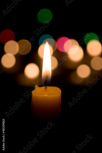 Kerzenlicht mit buntem Bokhe 3