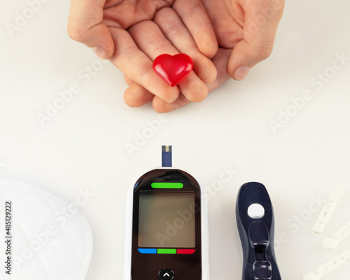symbol, heart, hands, endocrinology, tool, diabetes therapy, diabetes test, hyperglycemia, medication, therapy, monitor, diabetes concept, blood glucose meter, glucose meter, blood sugar, diabetic, te