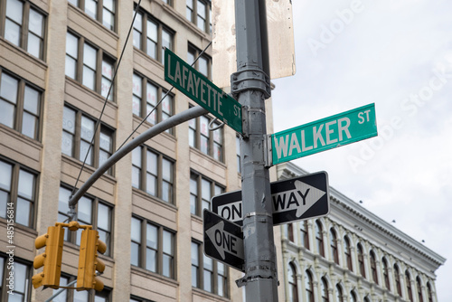 traffic signs in New York city © Ricardo Canino