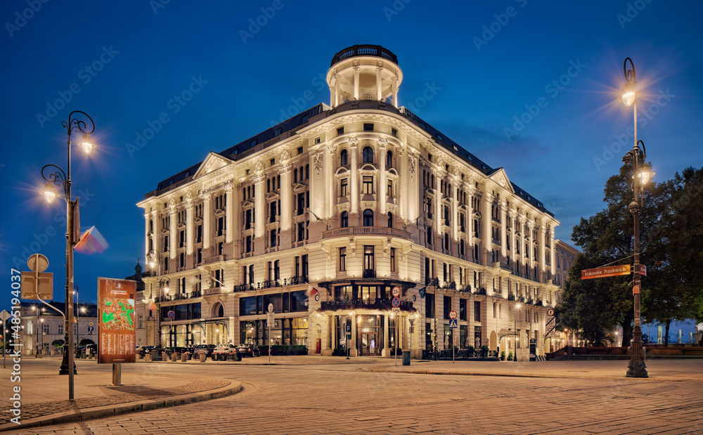 Warszawa, Hotel Bristol, stara piękna kamienica, duży dom, Krakowskie Przedmieście - obrazy, fototapety, plakaty 