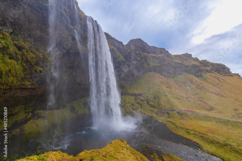  Seljalandsfoss und der Gljúfrabúi Wasserfall auf Island, unglaubliche Schönheit