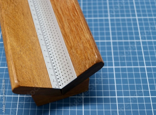 the bookbinding tools