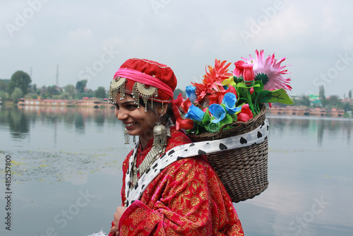A women wearing a ethnic dress of Kashmiris in India