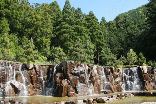 日本の公園：水分れ公園(兵庫県丹波市氷上町石生)の滝