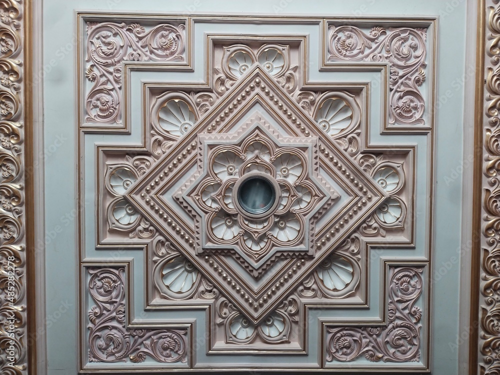 thai pattern on the wall