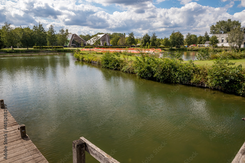 Lake perspective. Sunny September view from the park, Provinciaal Recreatiedomein De Schorre, Boom, Belgium