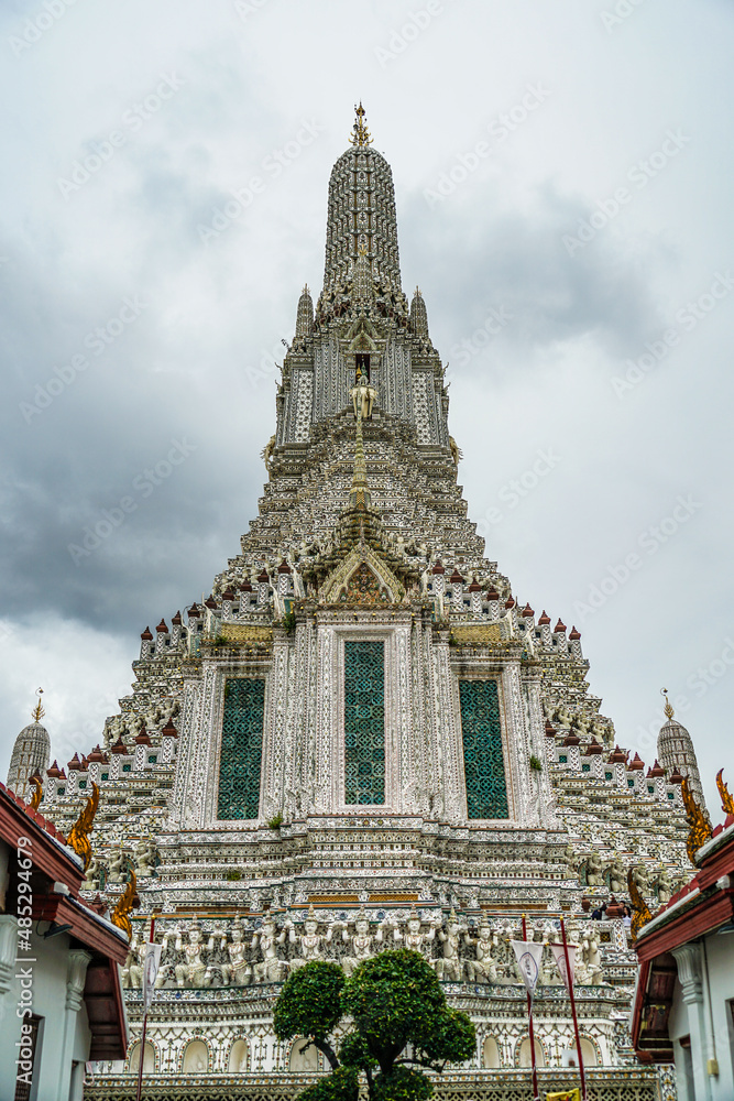 Fototapeta premium ワットポーねはん寺（タイ・バンコク）