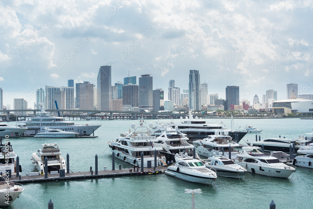 Miami skyline Miami skyline