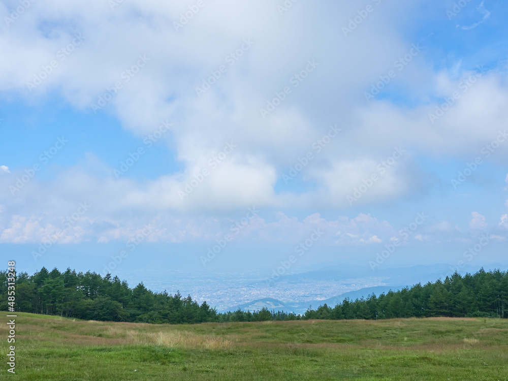 8月（夏・真夏） 高ボッチ高原から松本市の市街地を望む 長野県塩尻市