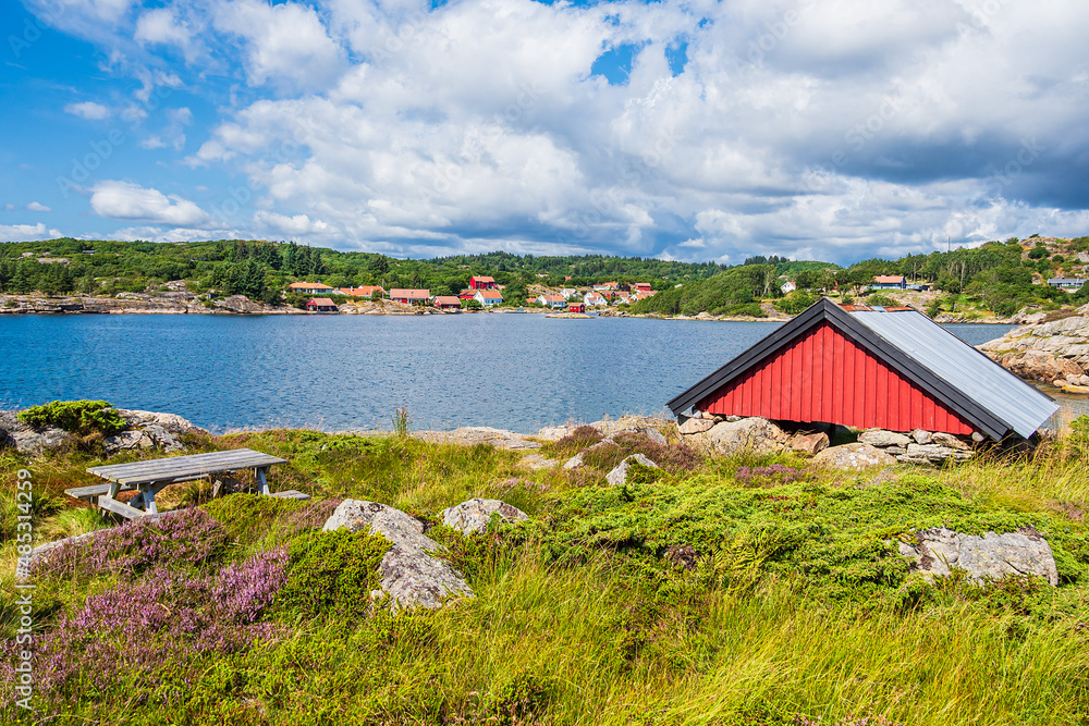 Landschaft auf der Schäreninsel Skjernøya in Norwegen