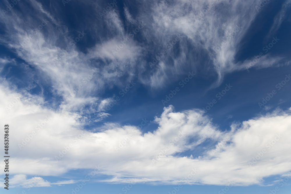 Obraz premium blue sky with clouds as background