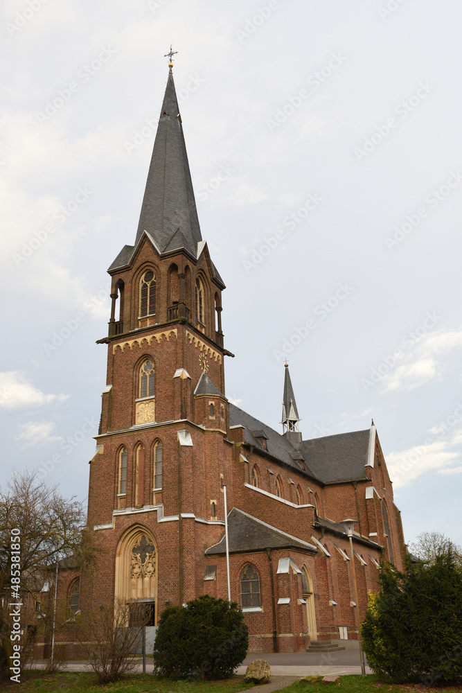 St. Pankratius Kirche in Glehn bei korschenbroich, Neuss, Deutschland St. Pankratius Kirche in Glehn bei korschenbroich, Neuss, Deutschland