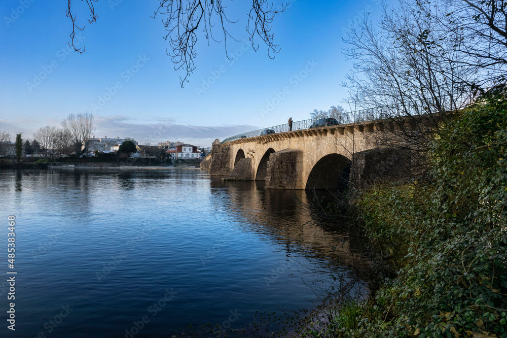 Fototapeta premium bridge over lake