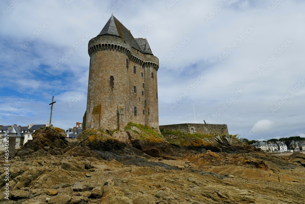 La tour Solidor à l’embouchure de la Rance à Saint-Malo