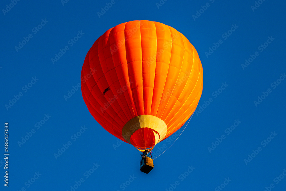 hot air balloon