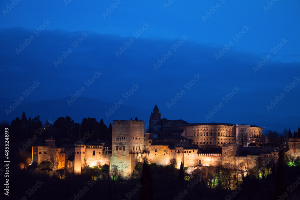 Hora azul en la Alhambra de Granada