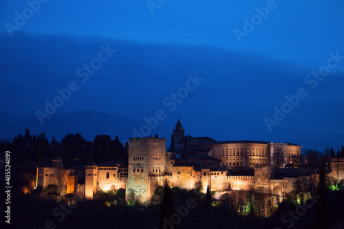 Hora azul en la Alhambra de Granada