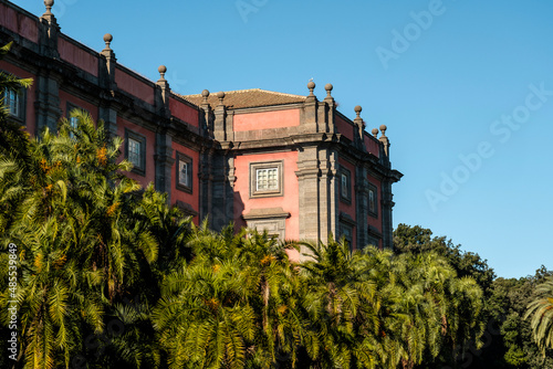 Foto Royal Palace of Capodimonte in Naples city, Campania, Italy
