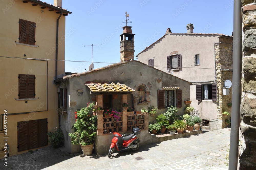 Naklejka premium Old Italian town in Tuscany.