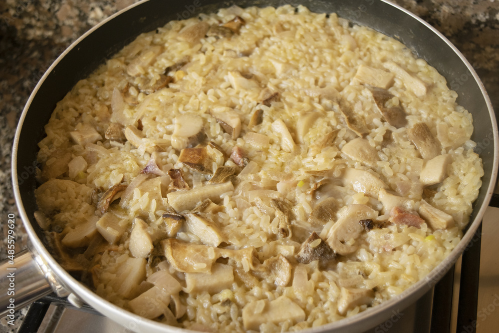 risotto with porcini mushrooms