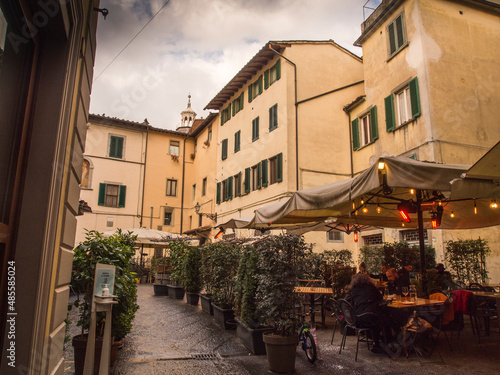Italia, Toscana, la città di Pistoia. Piazza del mercato. © gimsan