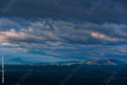 Cévennes et nuages