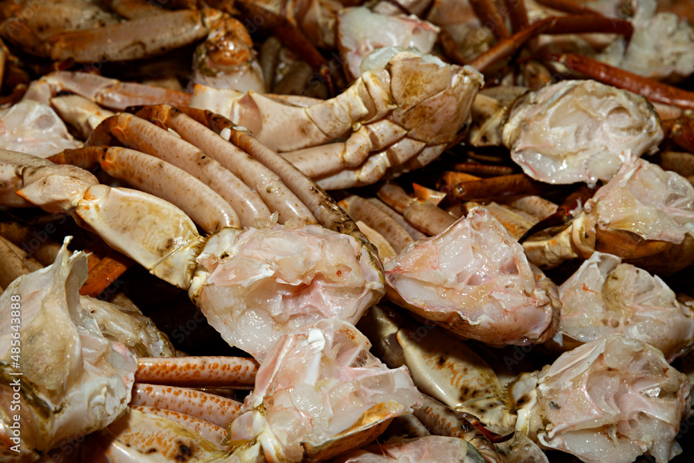 Venta de patas de cangrejo en el mercado. Venta de patas de cangrejo en el mercado.