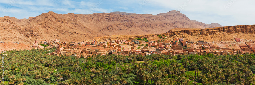 Typical remote Moroccan desert town on the road to Todra Gorge, Morocco, North Africa, Africa