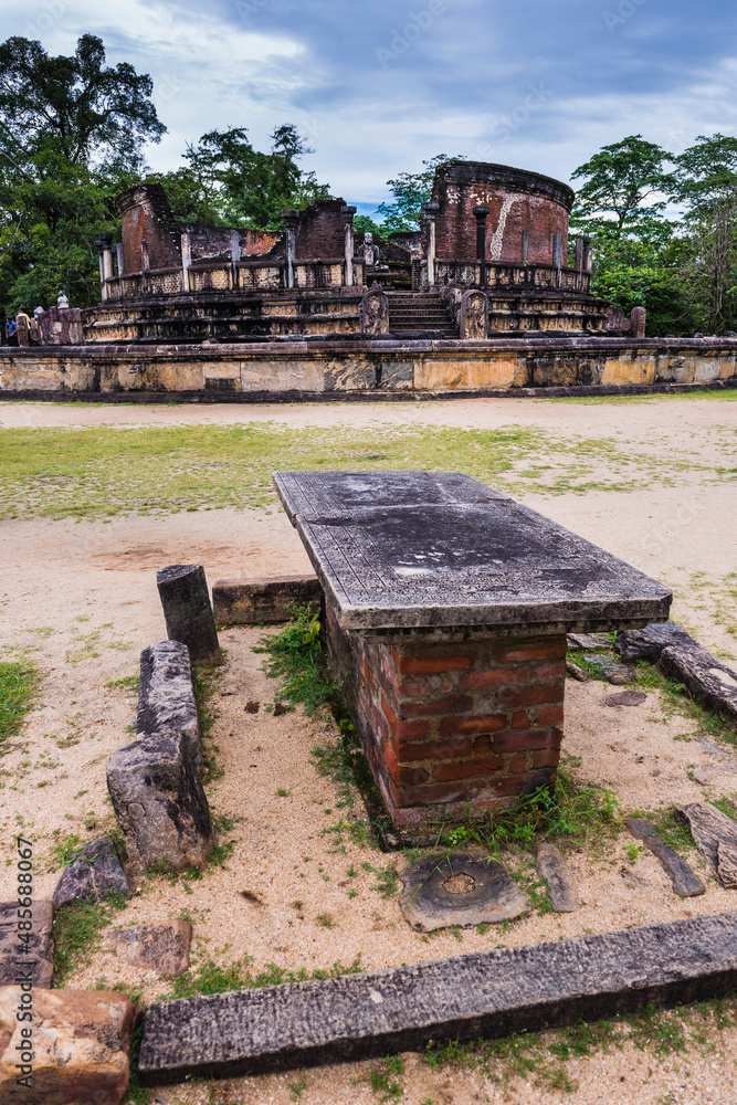 Ancient City of Polonnaruwa, Vatadage (Circular Relic House) in Polonnaruwa Quadrangle, UNESCO World Heritage Site, Sri Lanka, Asia