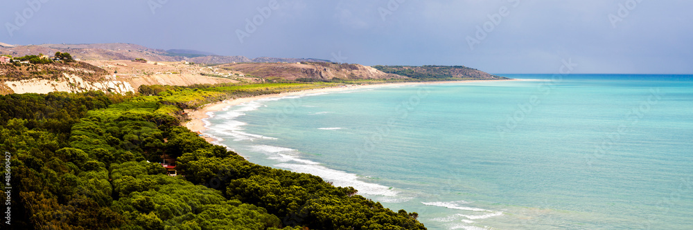 Φωτογραφία Sicily, panoramic photo of Capo Bianco Beach and the Mediterranean Sea in the Pr