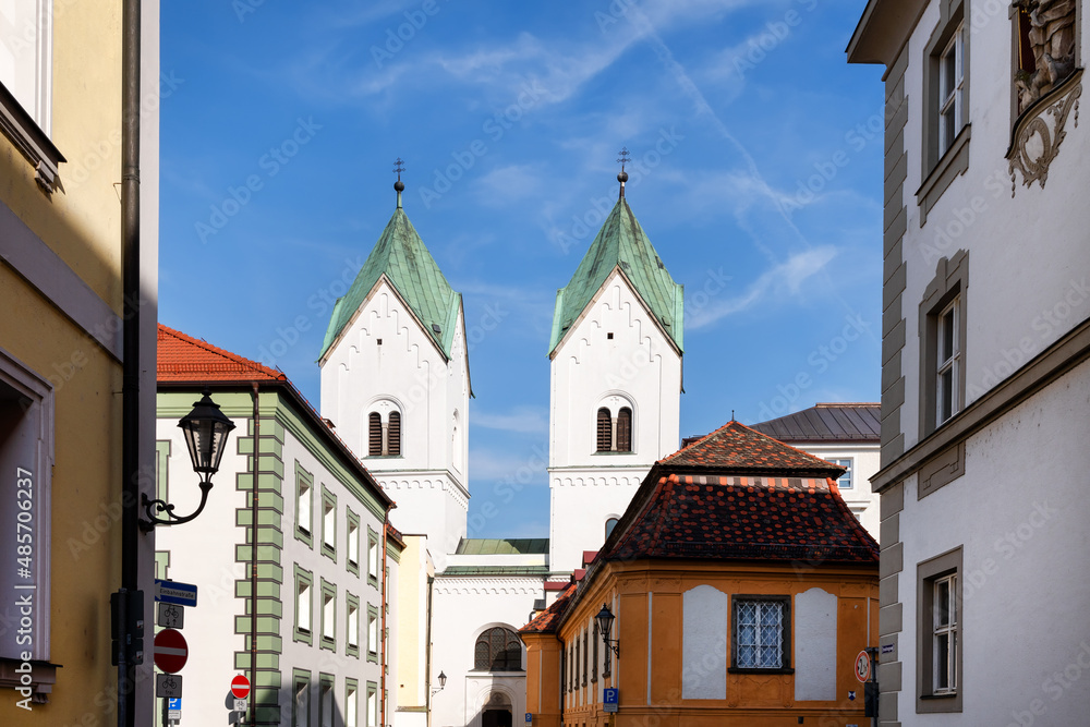 View of the monastery Niedernburg in Passau, Bavaria, Germany. Blick auf das Klosters Niedernburg in Passau View of the monastery Niedernburg in Passau, Bavaria, Germany. Blick auf das Klosters Niedernburg in Passau