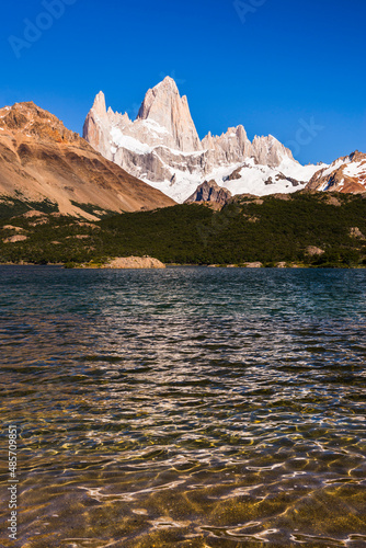 Lago Capri (Capri Lake) with Mount Fitz Roy (aka Cerro Chalten) behind, El Chalten, Patagonia, Argentina, South America